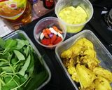 Foto langkah ke 2 dari resep Ayam Goreng Kremes dan Tahu Goreng.