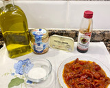 Foto del paso 1 de la receta: Ensalada con cogollos “pie de roble”, atún y anchoas