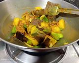 আলু বেগুন দিয়ে চেলা মাছের পাতলা ঝোল (alu begun diye chela macher jhol recipe in bengali) রেসিপির ধাপ 4 ছবি