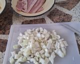 Foto del paso 1 de la receta: Tarta de cebollas y queso con panceta