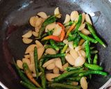 टमाटर लहसुन हरी मिर्च का ठेचा रेसिपी चरण 2 फोटो