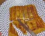 Foto langkah ke 5 dari resep Cheesy french toast with honey.