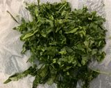 Une image de l'étape 8 de Gambas sauvages au poivron, céleri, coriandre et citron vert.