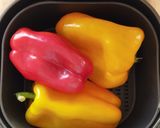 Foto del passaggio 1 della ricetta Peperoni arrostiti, cottura airfryer 🌷