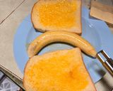 Foto langkah ke 2 dari resep Roti Pisang Panggang Keju dan Meses.