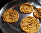 A picture of step 2 of Chakali.