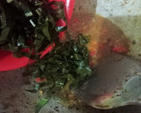 Foto langkah ke 3 dari resep Tumis Bunga Pepaya Daun Mengkudu dan 'tips'.