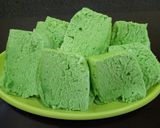 Foto langkah ke 5 dari resep Bolu pandan kukus.