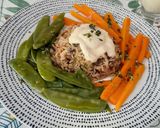 Foto del paso 5 de la receta: Tirabeques salteados con arroz  y salsa de yogur al curry