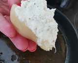 Une image de l'étape 2 de Filets de dinde accompagnés de poires et d'une sauce au fromage.