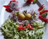 A picture of step 2 of Chikyvegi salad.