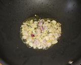 Foto langkah ke 3 dari resep Garlic Fried Rice.