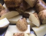 Foto del paso 2 de la receta: Papas crocantes tipo papas rotas. Veganas 4 ingredientes