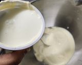 Foto del paso 2 de la receta: Pan trenzado sencillo con crema de leche