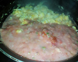 Foto del paso 4 de la receta: Huevos con salsa roja 🍳 🍅