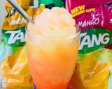 A picture of step 5 of Rainbow Slush.