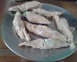 A picture of step 1 of Dahi ke sholay.
