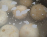 Foto del paso 13 de la receta: Knödel albóndigas de patatas rellenas con lentejas cocidas en Agua de Mar
