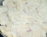 A picture of step 7 of Besan Halwa.