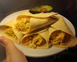 Foto del paso 17 de la receta: Wrap frío de aguacate, atún y surimi 🌯🥑