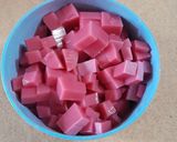 Foto langkah ke 2 dari resep Es Buah Naga Jelly.