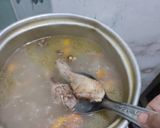 Foto langkah ke 5 dari resep Nasi Sop Ayam.