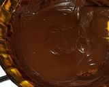 A picture of step 4 of Homemade choco chips.