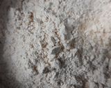 A picture of step 1 of Meethi roti.
