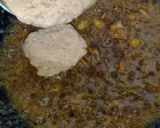 A picture of step 4 of Mughlai Tandoori Murg Mushallam Restaurant style.