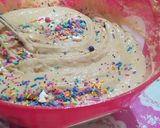 Foto del paso 5 de la receta: Birthday Cake con compota de fresa y kiwi