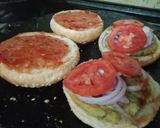 A picture of step 2 of Chicken shami burger.