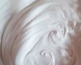 Foto del passaggio 8 della ricetta Pan di Spagna con crema al limone e meringhe 🌷