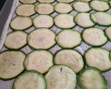 Une image de l'étape 2 de Chips de courgette.