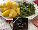 Foto del paso 4 de la receta: Judías verdes con patatas, aderezo VIDALIM y medallones de merluza a la plancha