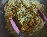 Foto langkah ke 1 dari resep Chinese Fried Noodles|| Mie Panjang Umur.