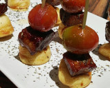 Foto del paso 10 de la receta: Brochetas de solomillo de cerdo glaseado