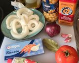Foto del paso 1 de la receta Garbanzos guisados con calamares 🦑