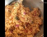 A picture of step 2 of Leftover rice spicy pan cake.
