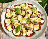 Foto del paso 5 de la receta: Carpaccio de calabacín y anchoas