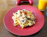 Foto langkah ke 4 dari resep Creamy Tagliatelle al Salmone.