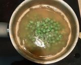 Une image de l'étape 2 de Poulet au Riz et Petits Pois.