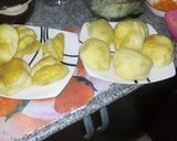 A picture of step 4 of Vegetable stuffed bread.