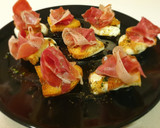 Foto del paso 6 de la receta: Canapé de higos, mozzarella y jamón
