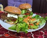 A picture of step 13 of Kala chaana tikki burger.