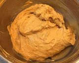 Foto del paso 10 de la receta Tarta de chocolate rellena de crema de queso con dulce de leche