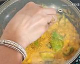 A picture of step 9 of Sweet Corn Capsicum Curry.