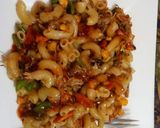 A picture of step 1 of Chicken macaroni.