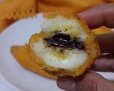 Foto langkah ke 5 dari resep Pisang Goreng Isi Coklat.