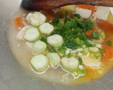 Foto langkah ke 4 dari resep Sop Oyong Tahu.