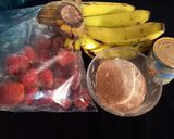A picture of step 2 of Strawberry 🍓 banana smoothie.